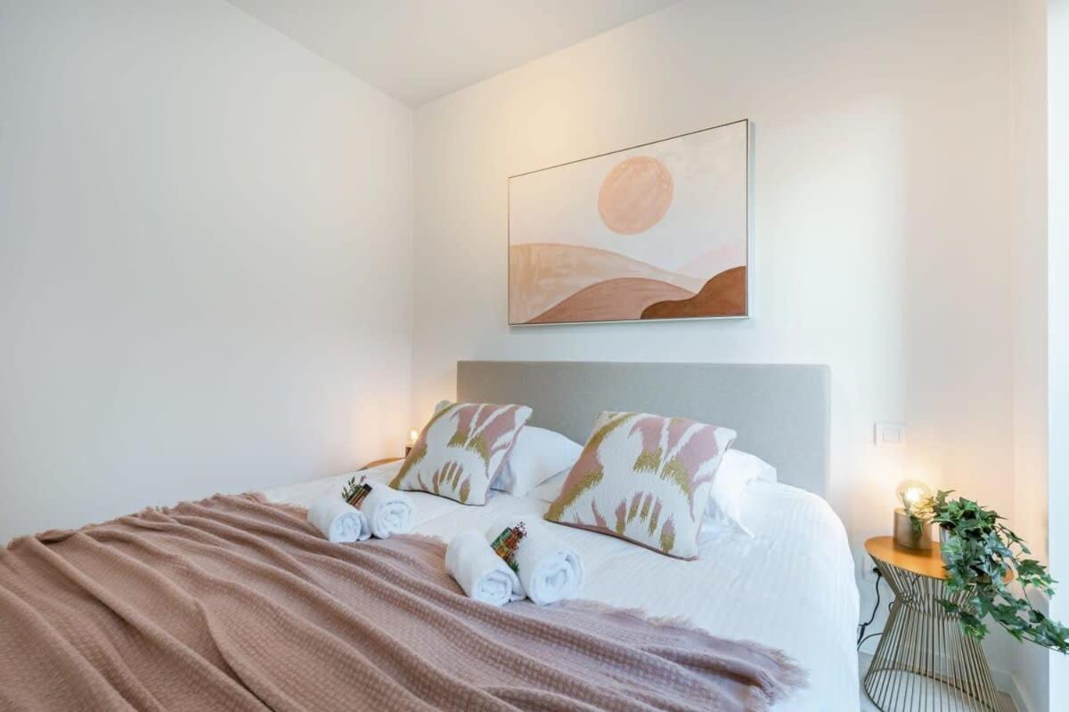 Huswell - Apartment With Terrace Close To The Sea Остенде Екстериор снимка