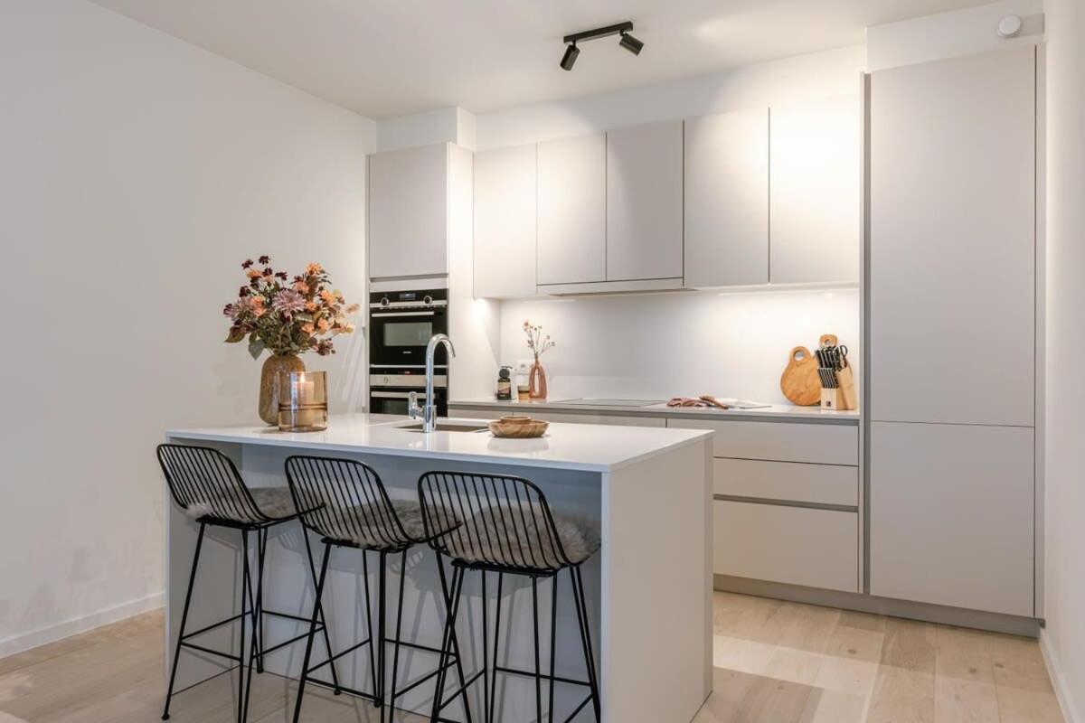 Huswell - Apartment With Terrace Close To The Sea Остенде Екстериор снимка